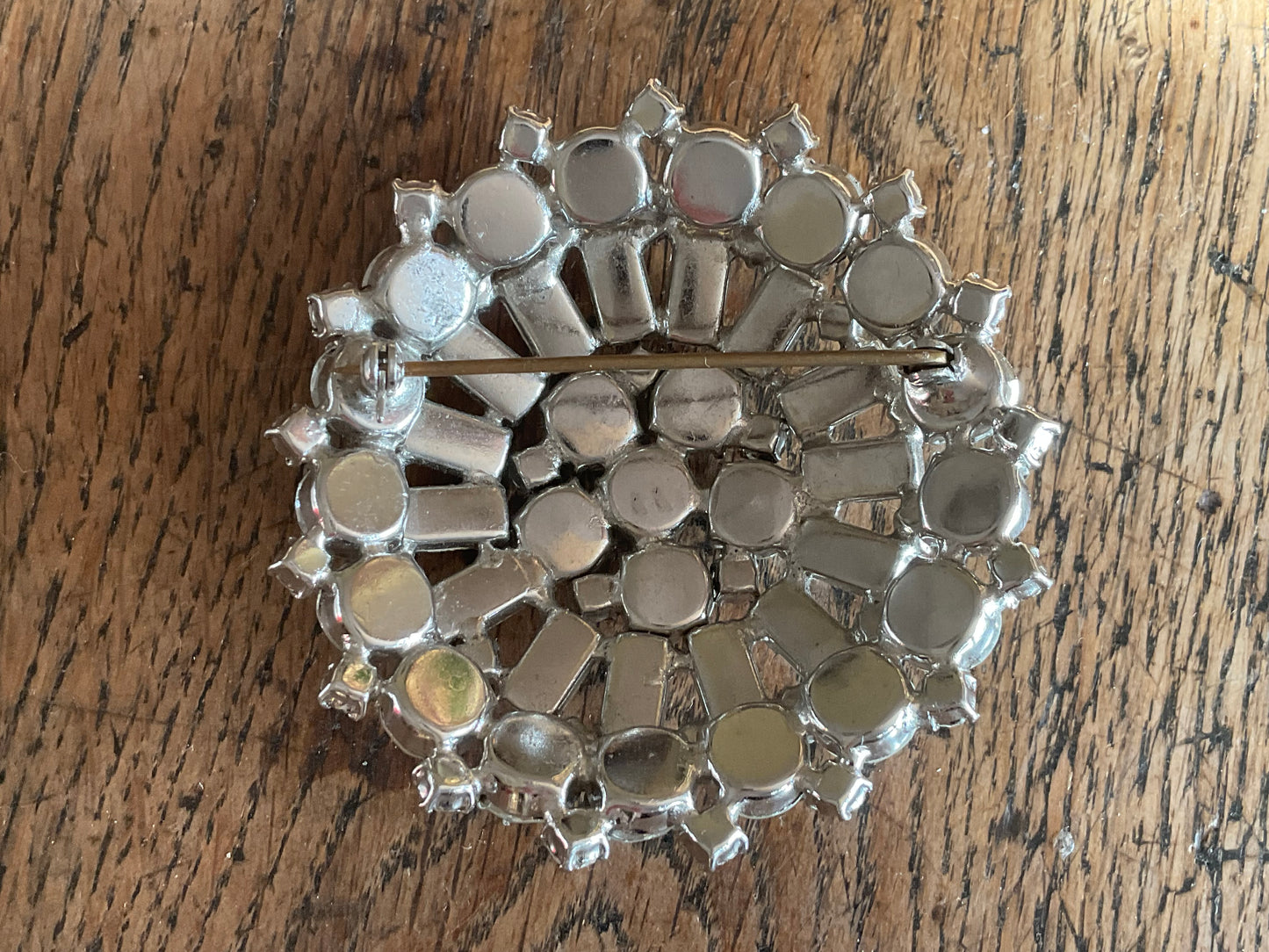 Large raised dome diamanté brooch