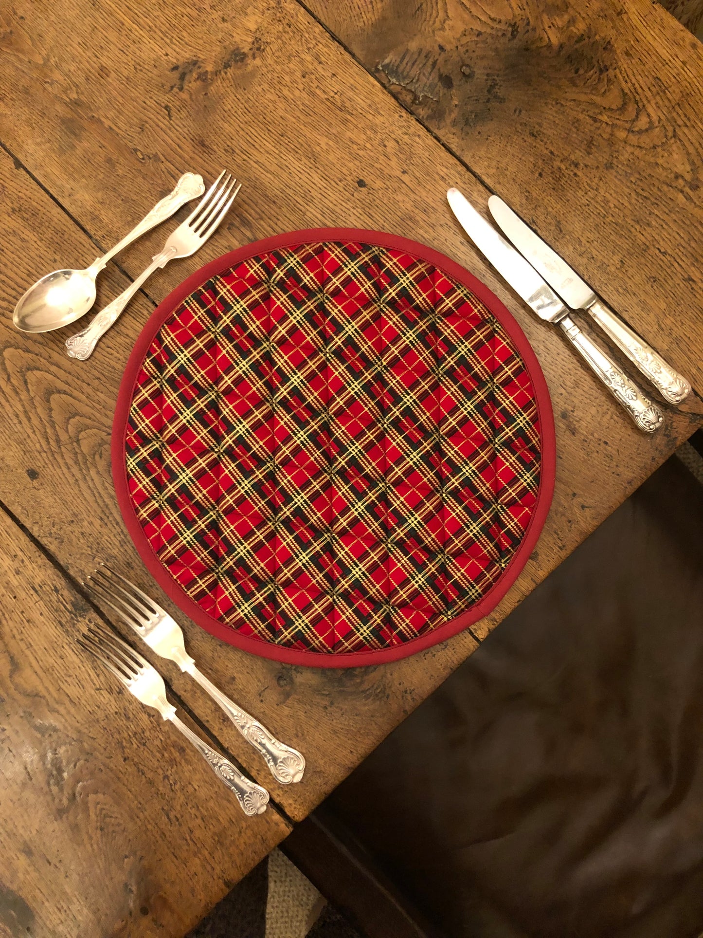 TARTAN Quilted Heat resistant Christmas table mat
