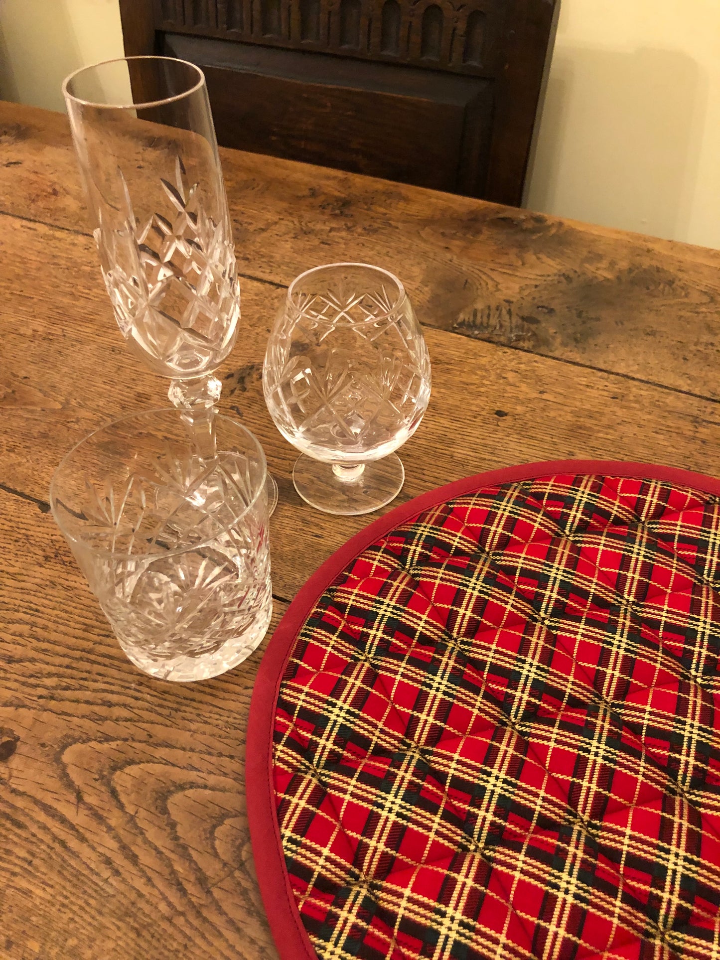 TARTAN Quilted Heat resistant Christmas table mat