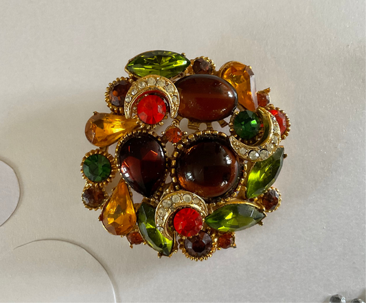 Seventies splendour brooch
