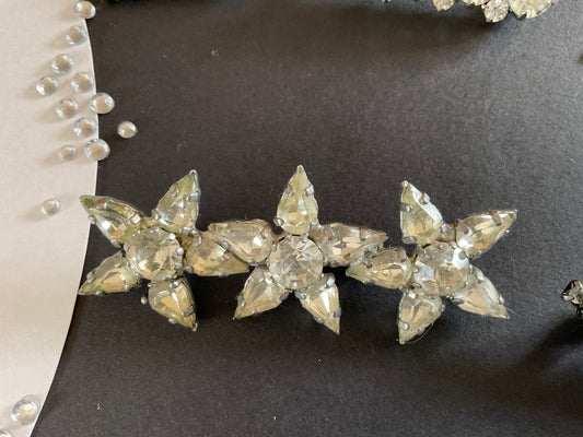 Diamanté bar brooch